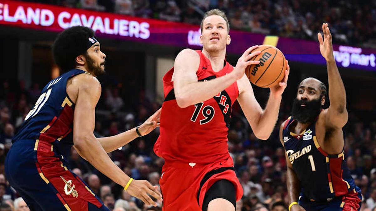  Jakob Poeltl averaged 10.7 points and 7.0 rebounds per game this season for the Raptors | Ken Blaze-Imagn Images 