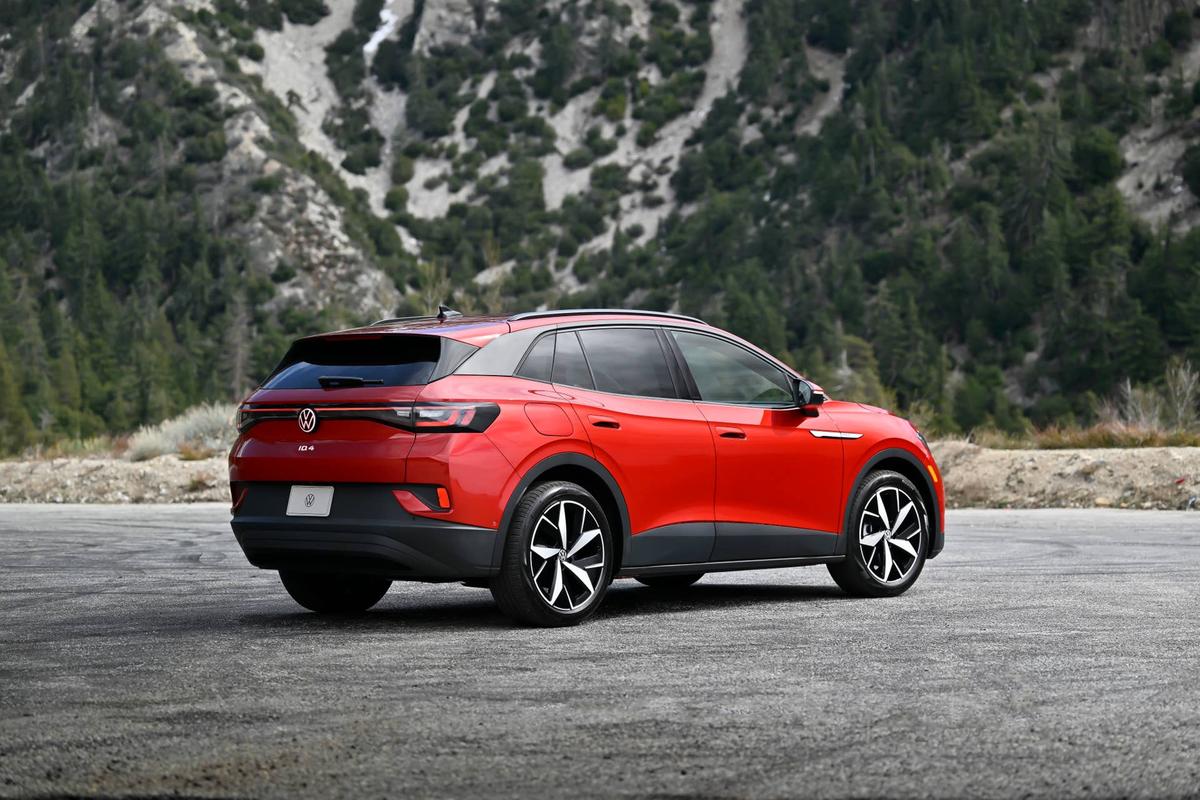  2025 Volkswagen ID.4 Volkswagen