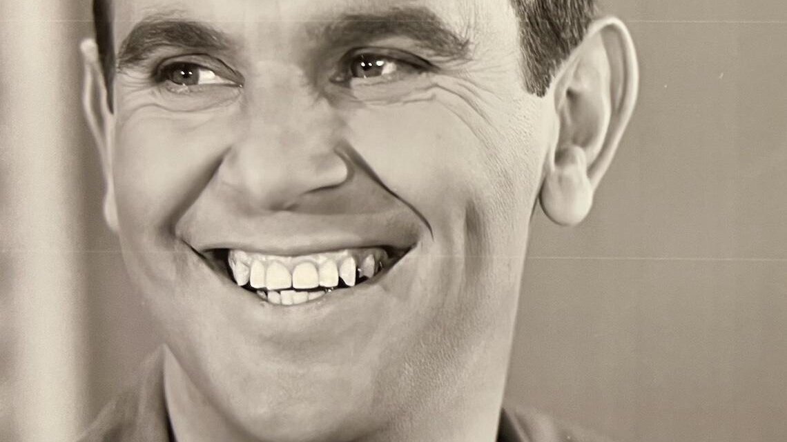 'Gomer Pyle,' 'That Girl' star Ronnie Schell dies at 94 