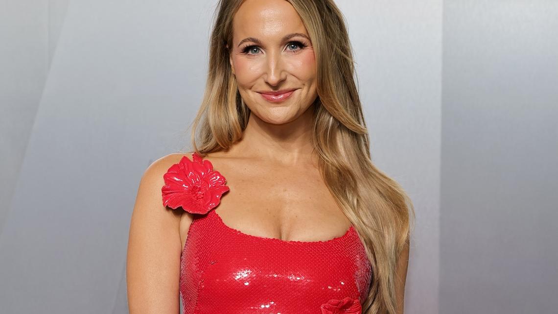 Nikki Glaser Suffers Underwear Wardrobe Blunder on 'Live With Kelly and Mark' 