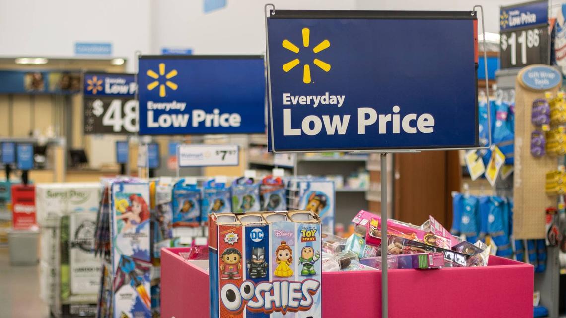 Walmart moves beyond retail to maintenance services 