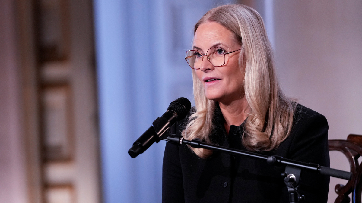 Norway's Crown Princess Mette-Marit speaks during this year's Fosse Lecture at the Palace, in Oslo, Norway, April 23, 2026. NTB/Javad Parsa via REUTERS/File Photo