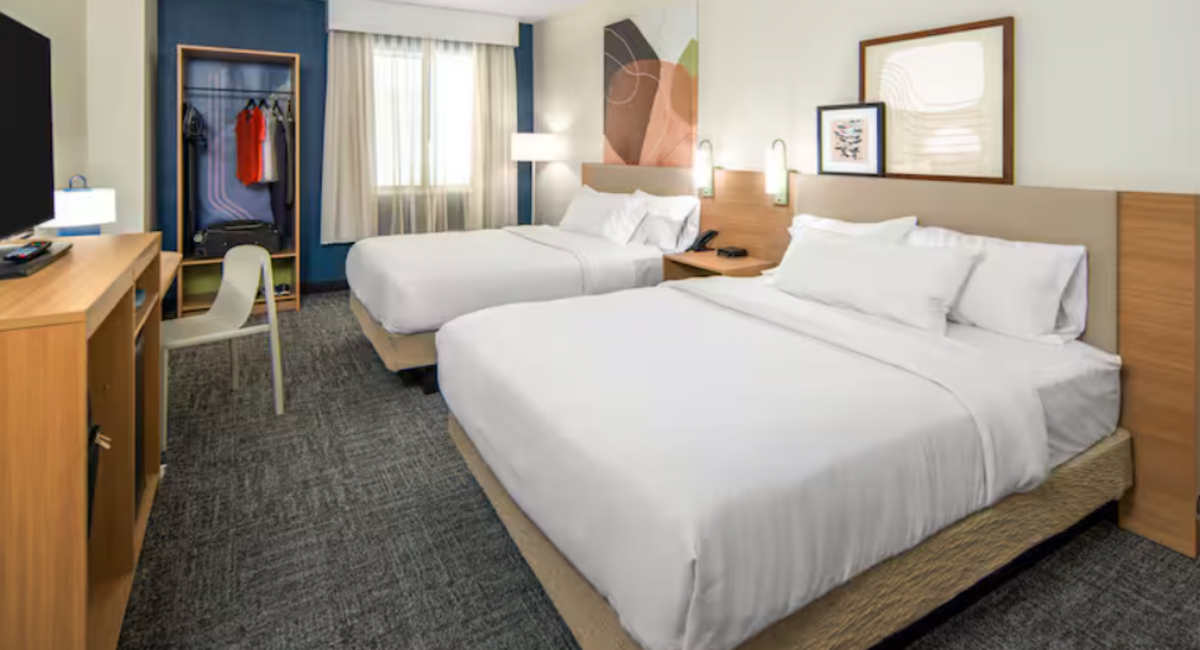  A guestroom at Spark by  Hilton  Yucca Valley Joshua Tree. Photo courtesy of Spark by  Hilton 