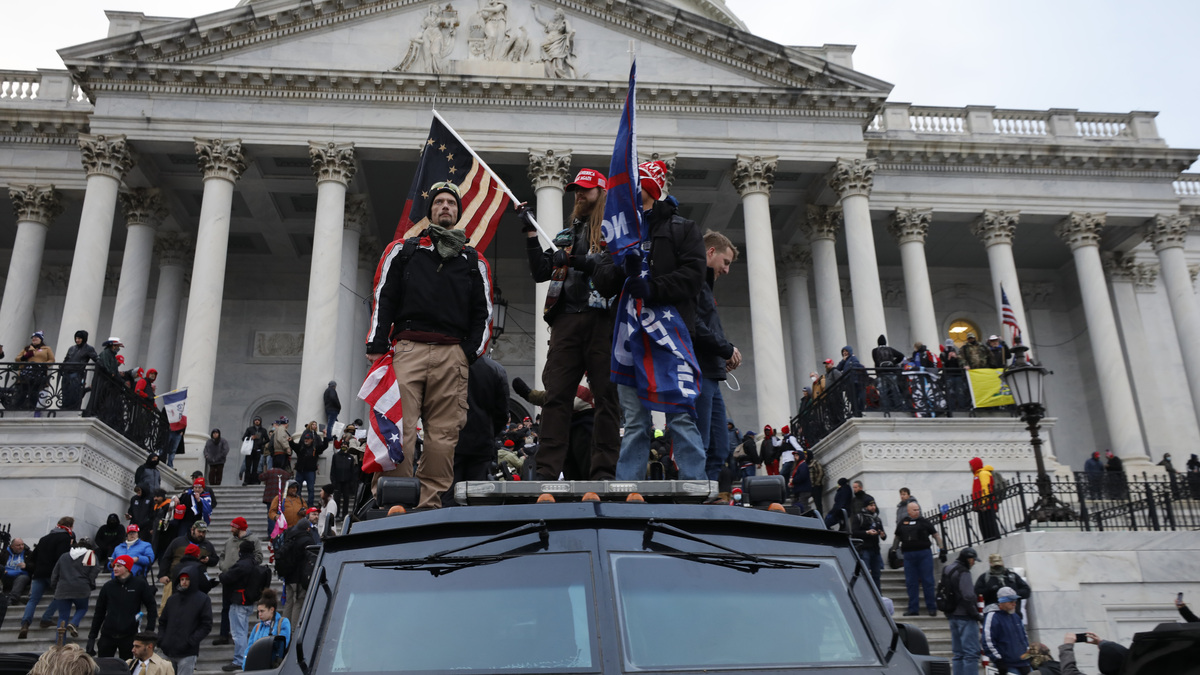 Supporters of President Donald Trump riot at the U.S. Capitol in Washington, D.C., on Wednesday, Jan. 6, 2021. (Yuri Gripas/Abaca Press/TNS)