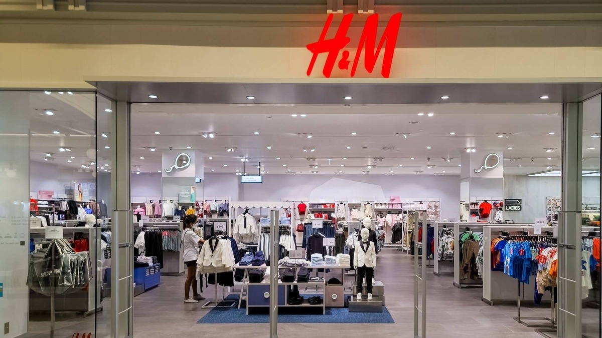  H&M has closed hundreds of stores over the past few years. Shutterstock