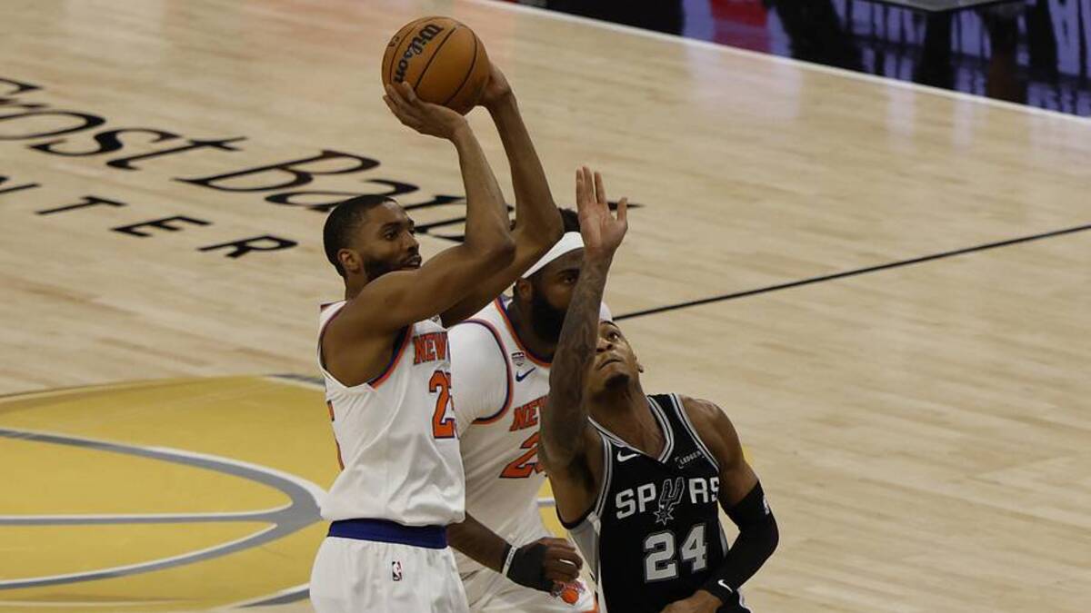  Mikal Bridges had nine points in Game 1 against the Spurs | Geoff Burke-Imagn Images 