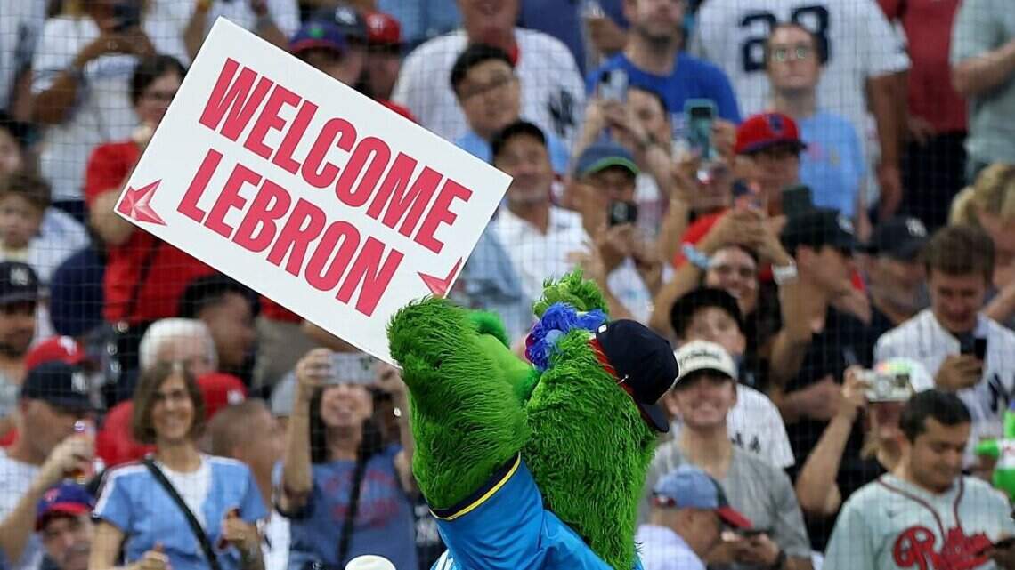 Sixers give ‘King James’ royal welcome to Philadelphia