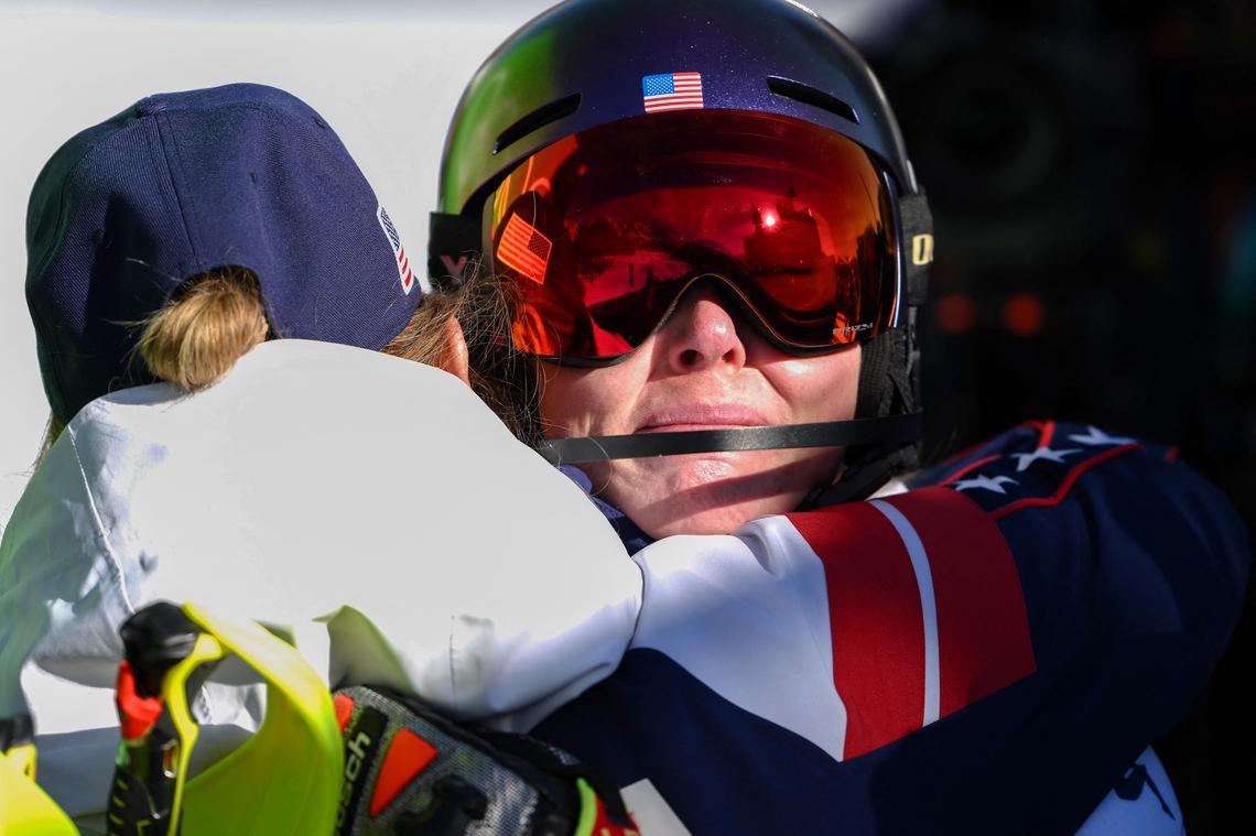  USA's Mikaela Shiffrin reacts in the finish area of the second run of the women's slalom event during the Milano Cortina 2026 Winter Olympic Games at the Tofane Alpine Skiing Centre in Cortina d'Ampezzo on February 18, 2026.Marco BERTORELLO / AFP 