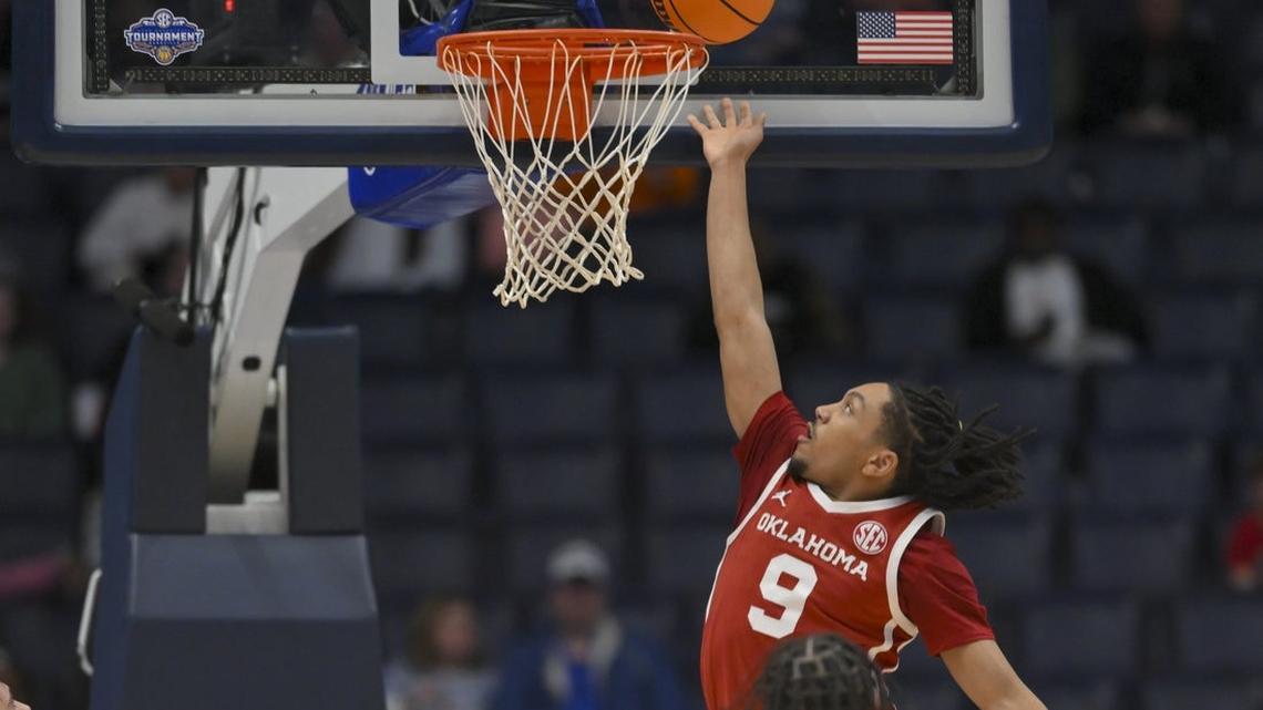 Former Big 12 foes Baylor, Oklahoma clash in Crown semifinals 