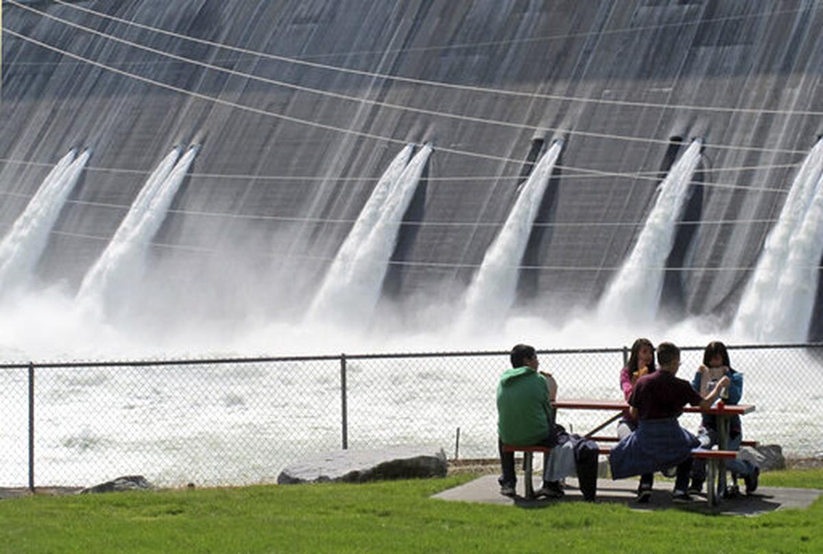 Grand Coulee Dam