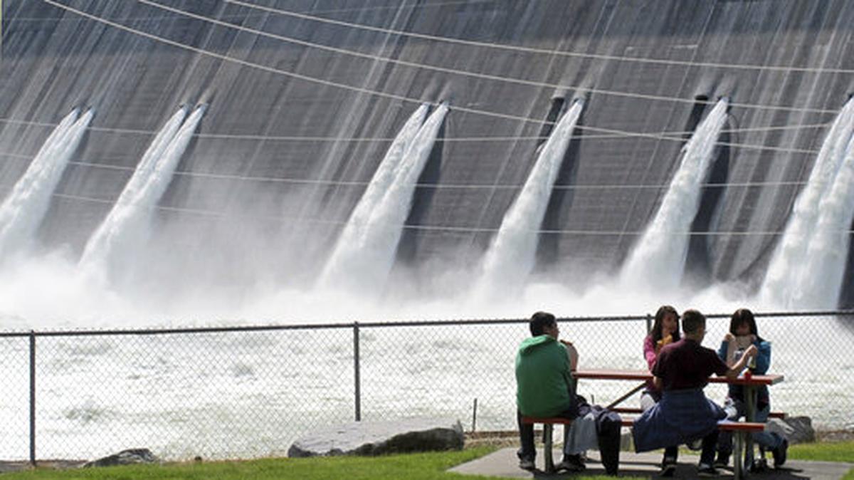 Grand Coulee Dam