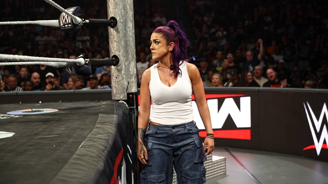 WWE Update: Conflicting Reports on Former Champion Signing a New Deal 