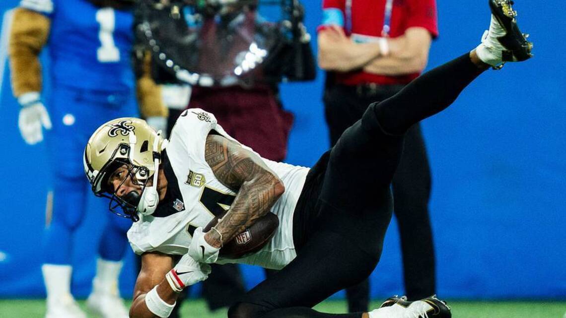 Emeka Egbuka, DeVaughn Vele, and 6 Other Must-Sit Fantasy Football Wide Receivers in Week 5
