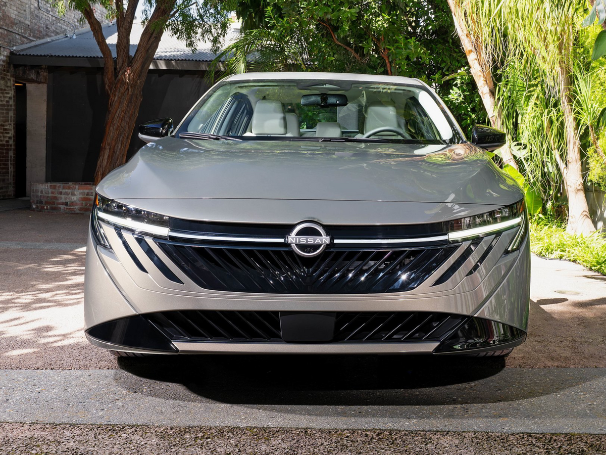  2026 Nissan Sentra SL
