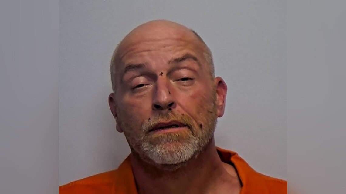 Man Used Dumbbell and Knife to Kill Ex-GF at Her Illinois Home: Prosecutors 