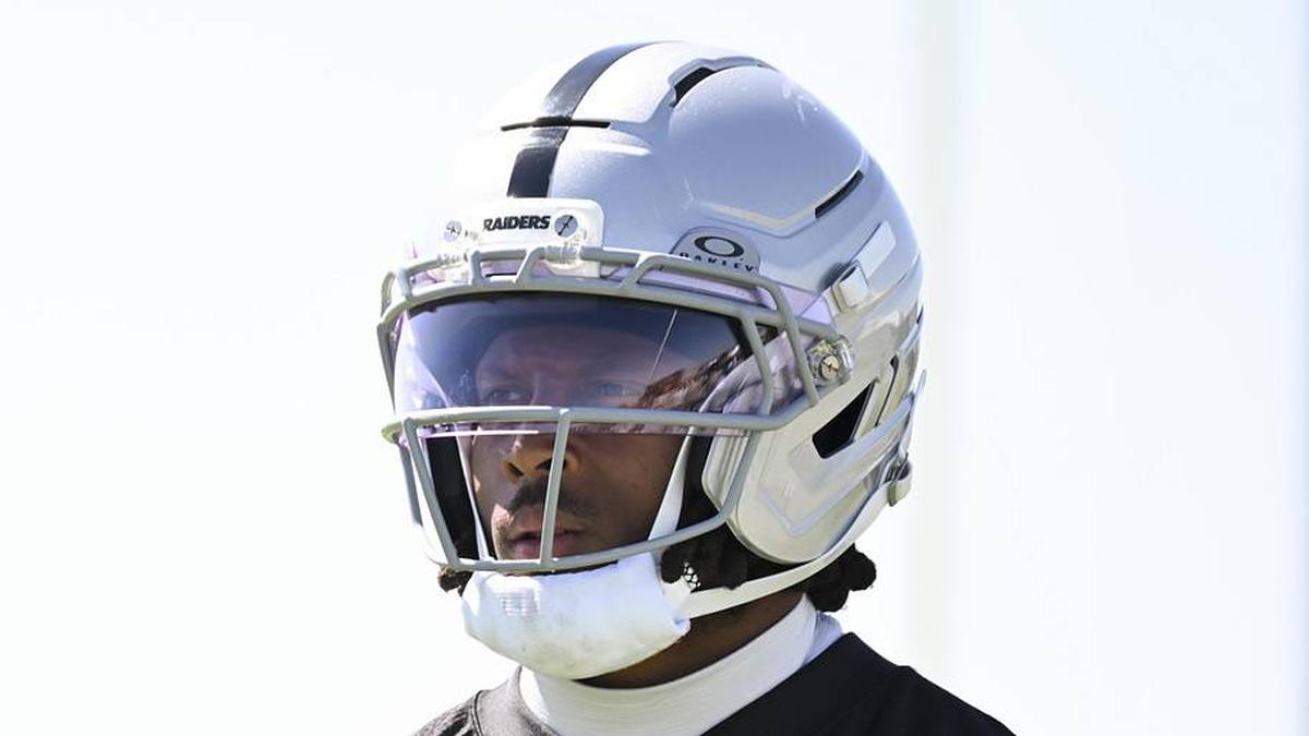  May 20, 2026; Henderson, NV, USA; Las Vegas Raiders wide receiver Tre Tucker (1) practices during organized team activities at Intermountain Health Performance Center. Mandatory Credit: Candice Ward-Imagn Images | Candice Ward-Imagn Images 