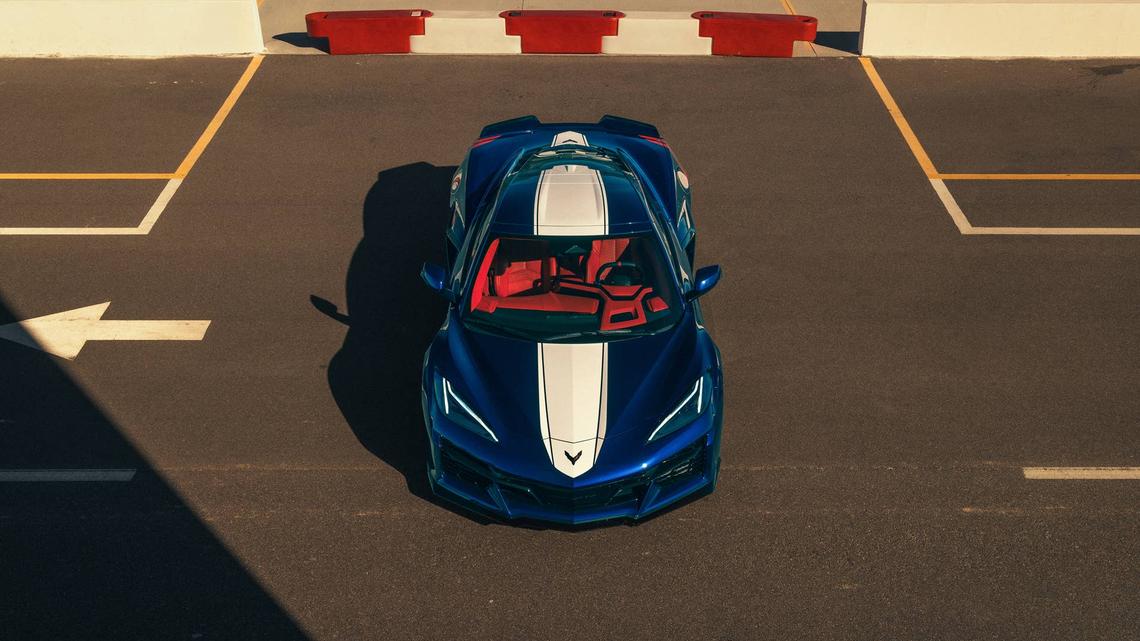2027 Chevrolet Corvette Gets New Engine And Pricier Carbon Fiber Options 