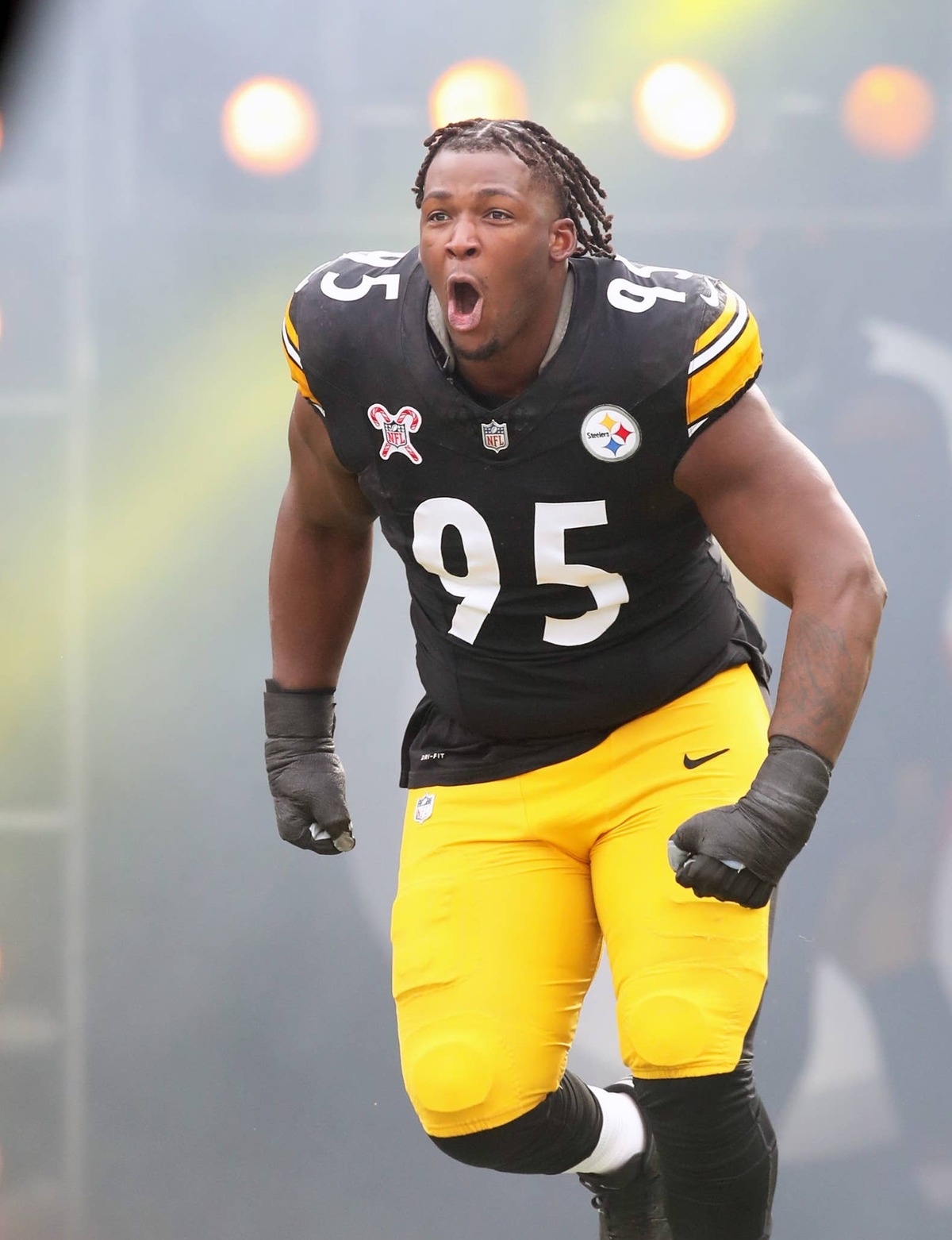  Dec 25, 2024; Pittsburgh, Pennsylvania, USA; Pittsburgh Steelers defensive tackle Keeanu Benton (95) reacts as he takes the field against the Kansas City Chiefs at Acrisure Stadium. Mandatory Credit: Charles LeClaire-Imagn Images reuters.com,2025:newsml_MT1USATODAY25094139:1180537692