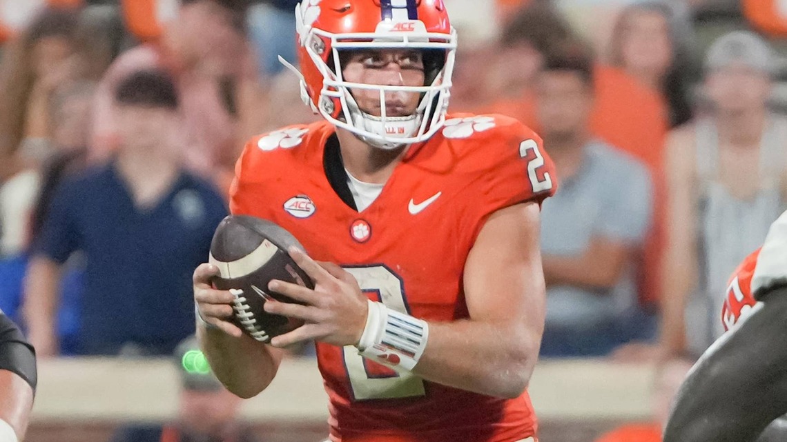 Clemson Tigers Make Wise Decision On Freshman QB 