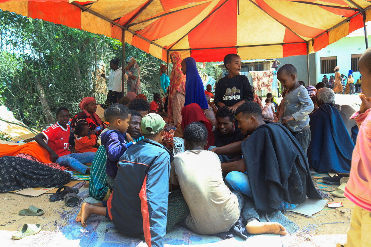 Fighting in Ethiopia border town kills nine, thousands flee to Kenya ...