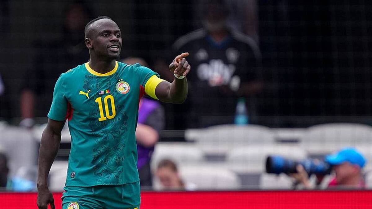  Sadio Mané is out to make up for lost time this summer. | Robin Alam/ISI Photos/Getty Images 