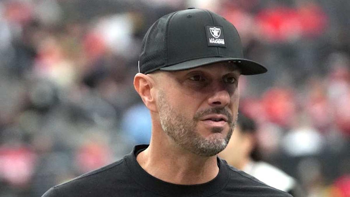 Jan 4, 2026; Paradise, Nevada, USA; Las Vegas Raiders general manager John Spytek reacts during the game against the Kansas City Chiefs at Allegiant Stadium. Mandatory Credit: Kirby Lee-Imagn Images | Kirby Lee-Imagn Images 