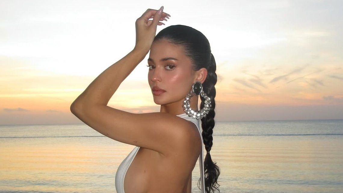 Kylie Jenner Flashes Sideboob in Body-Skimming Dress During Island Getaway 