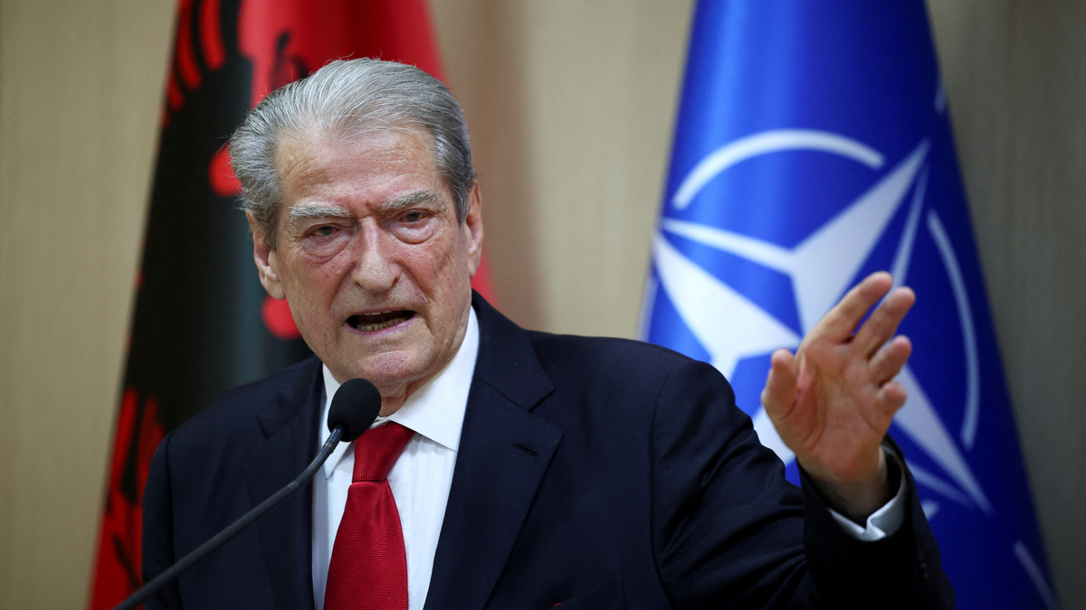 Leader of the Democratic Party Sali Berisha speaks, after the first exit polls of Albania's parliamentary election, in Tirana, Albania, May 11, 2025. REUTERS/Florion Goga