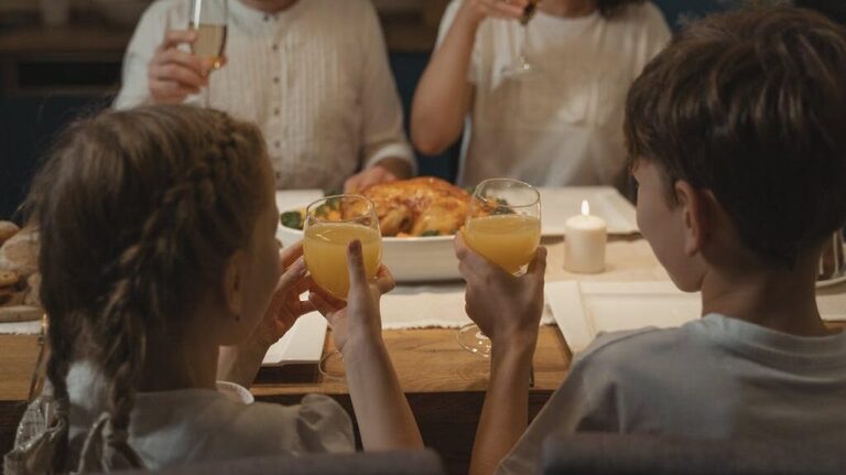 New research claims family dinners may keep teens off drugs