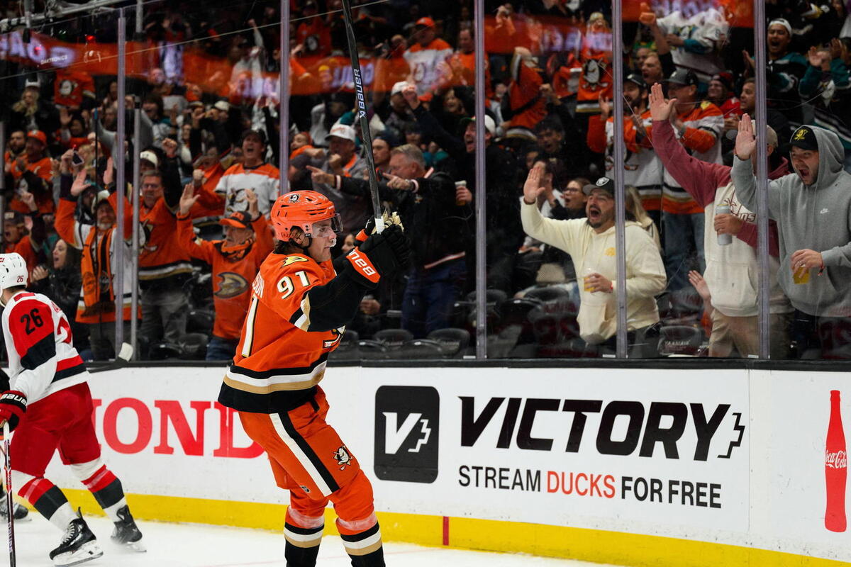  Ducks' Leo Carlsson Must Become An NHL Superstar Overnight 