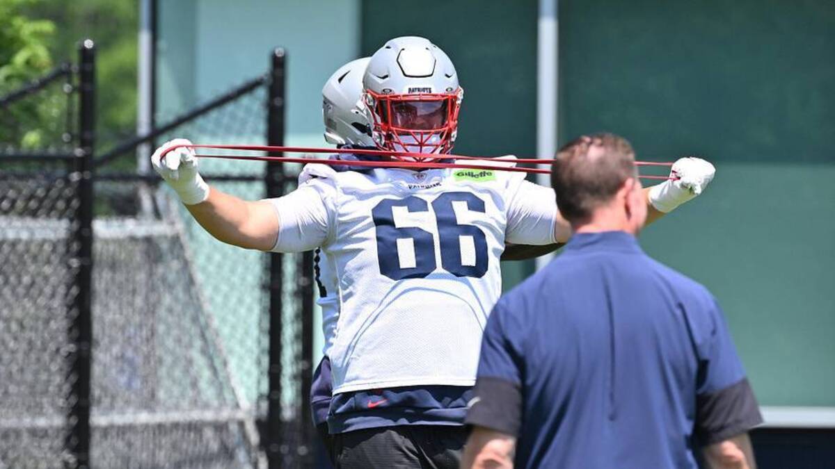  Jun 10, 2026; Foxborough, MA, USA; New England Patriots offensive tackle Will Campbell (66) works out during minicamp at Gillette Stadium. Mandatory Credit: Eric Canha-Imagn Images | Eric Canha-Imagn Images 