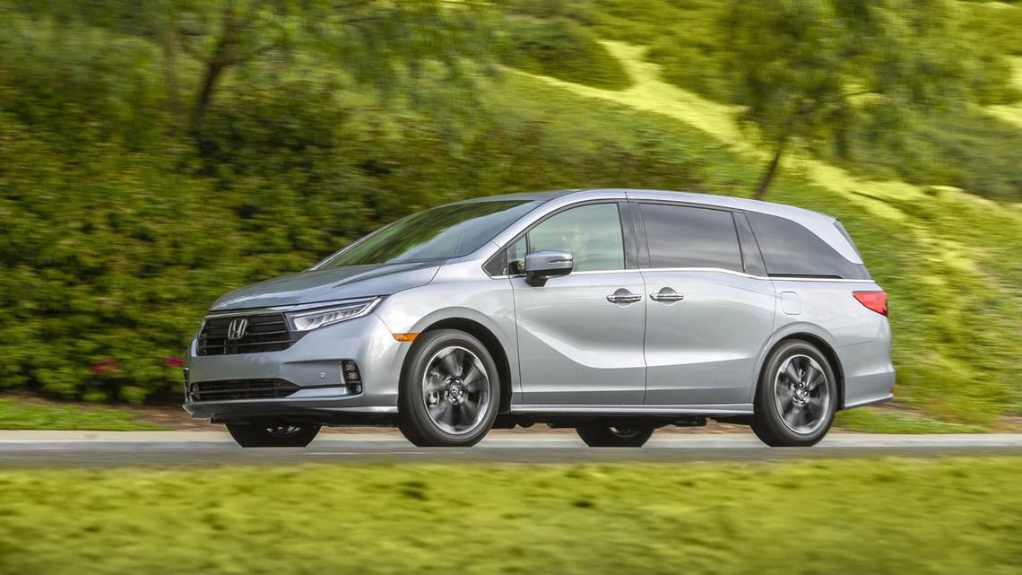 440,000 Honda Odysseys Recalled as Potholes Could Trigger Airbags 