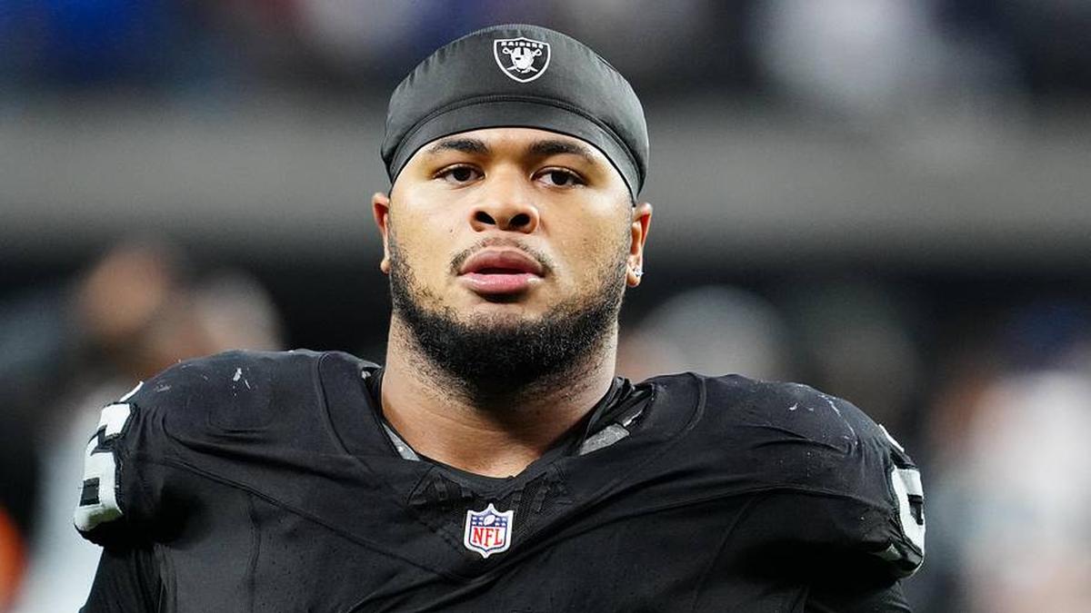  Dec 28, 2025; Paradise, Nevada, USA; Las Vegas Raiders defensive tackle Jonah Laulu (96) exits the field after the game against the New York Giants at Allegiant Stadium. Mandatory Credit: Stephen R. Sylvanie-Imagn Images | Stephen R. Sylvanie-Imagn Images 