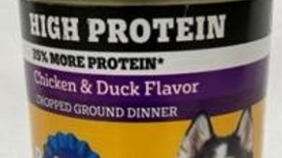 Dog food sold nationwide recalled for serious choking risk 