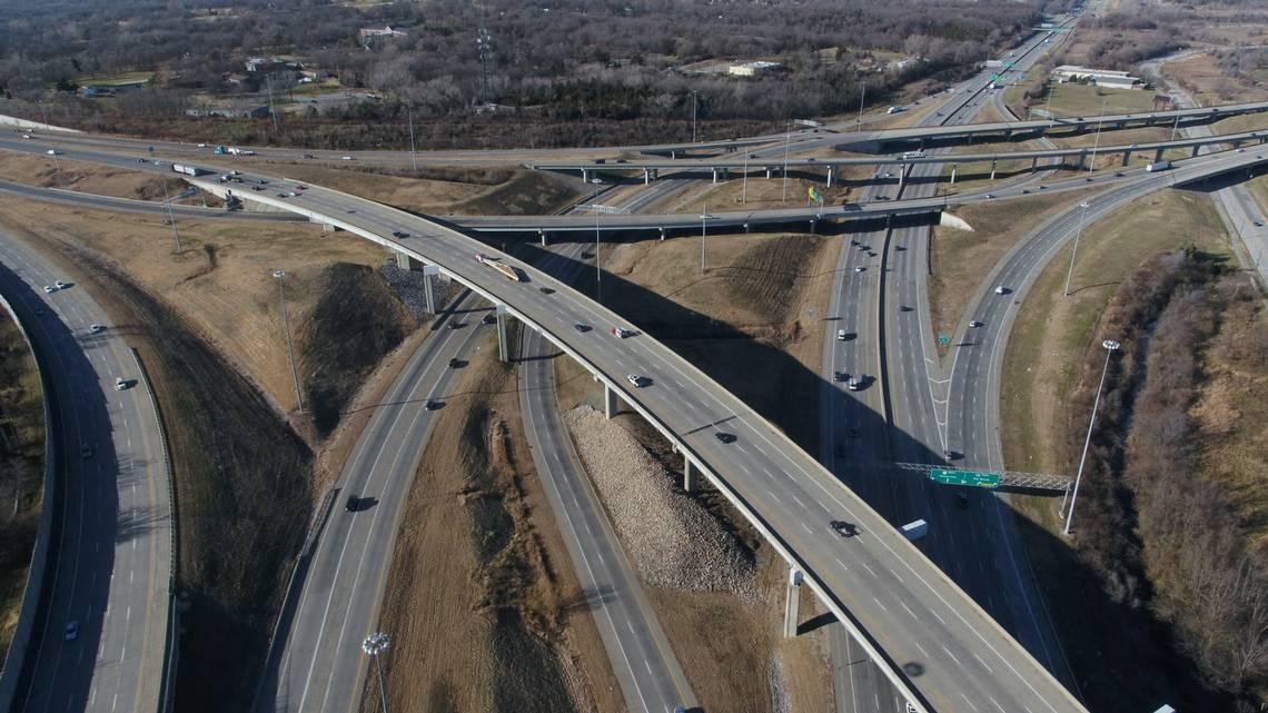 Live Kansas City traffic updates: Accidents, road closures, delays on KC-area highways 