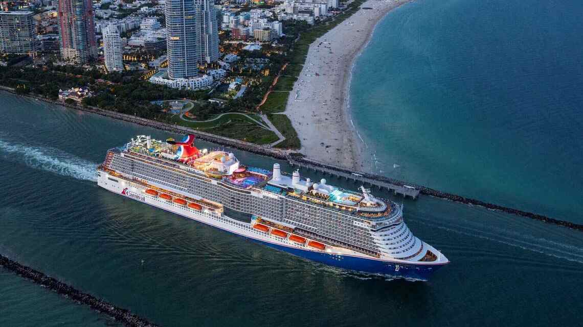 Carnival cruisers share best first-timer tips - and dessert hacks 