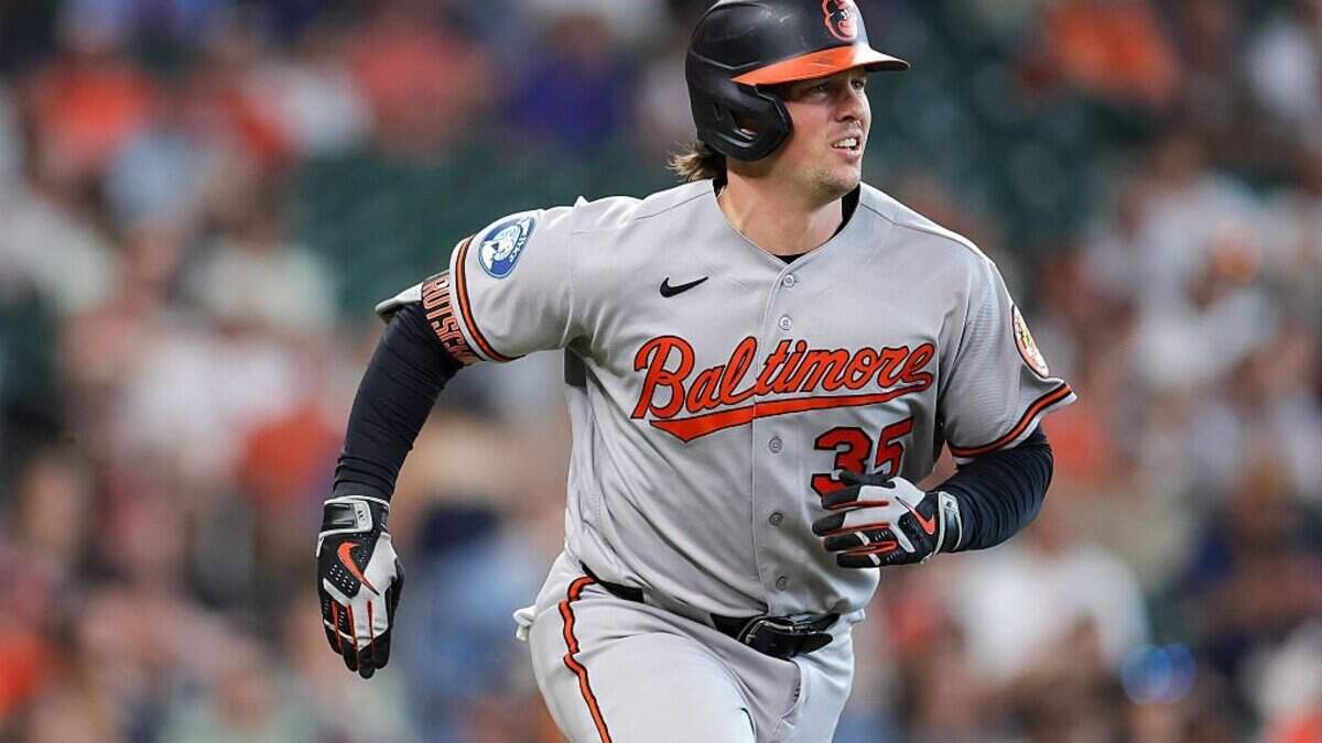 Commentary | Competitive windows don't always cooperate. MLB teams should act like it