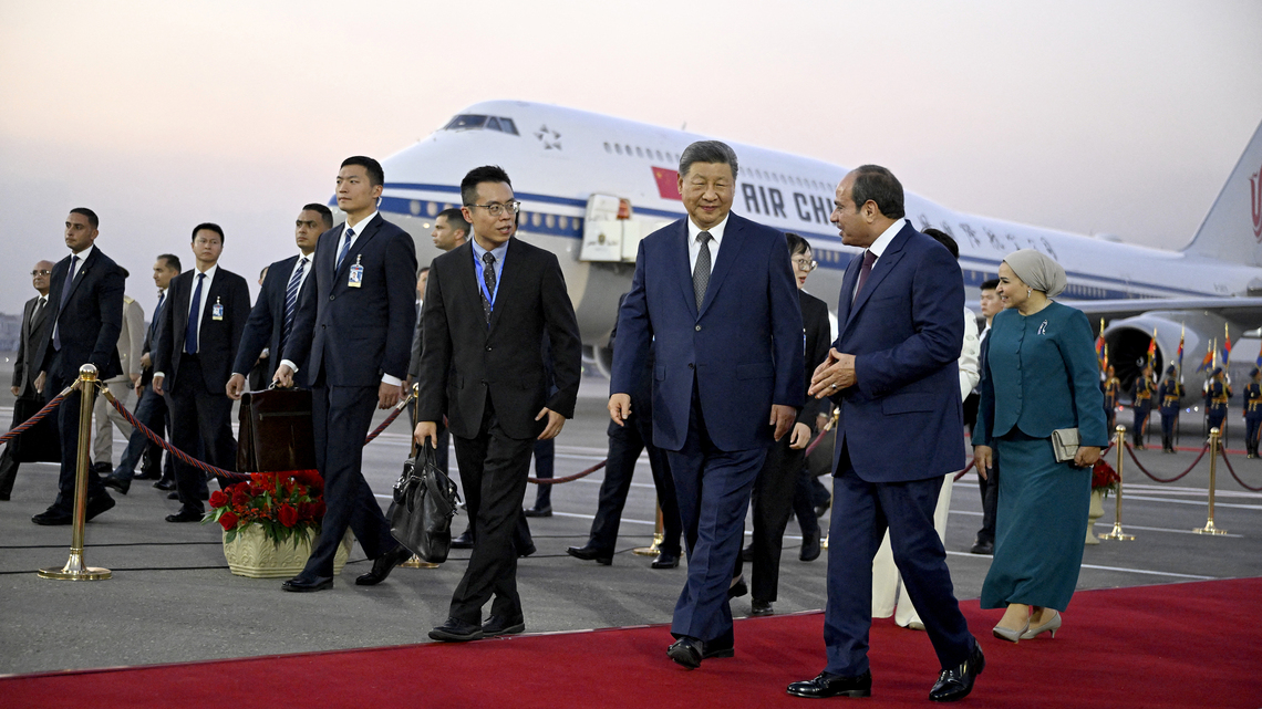 Xi urges Mideast to reject foreign meddling during Egypt visit
