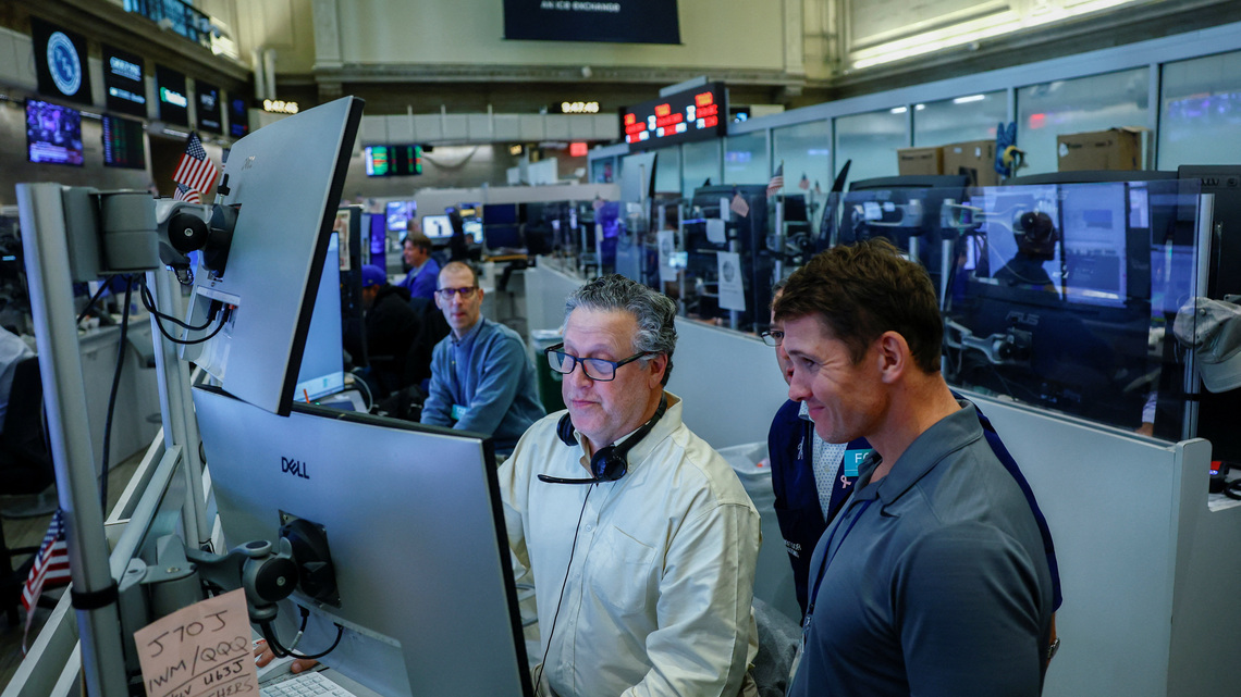 Wall Street ends higher on revived AI momentum 