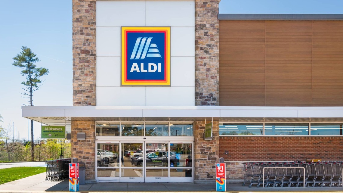 Aldi's $1.50 Halloween Wax Melts Are Back, and They're Already Setting the Mood 