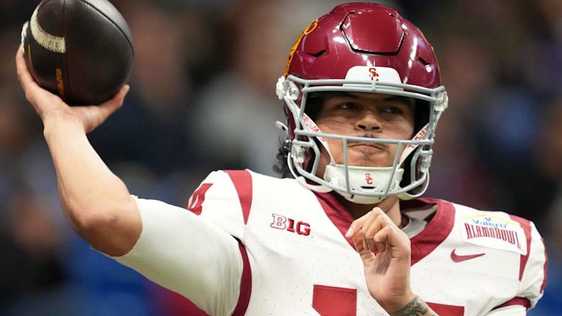 Dec 30, 2025; San Antonio, TX, USA; Southern California Trojans quarterback Jayden Maiava (14) throws the ball against the TCU Horned Frogs in the first half during the Alamo Bowl at Alamodome. Mandatory Credit: Kirby Lee-Imagn Images | Kirby Lee-Imagn Images 