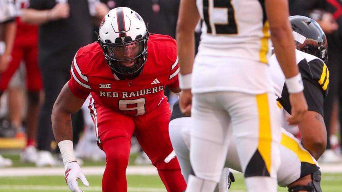  Texas Tech's Romello Height prepares to rush the Arkansas-Pine Bluff offense during a non-conference football game, Saturday, August 30, 2025, at Jones AT&T Stadium. | Nathan Giese/Avalanche-Journal / USA TODAY NETWORK via Imagn Images 