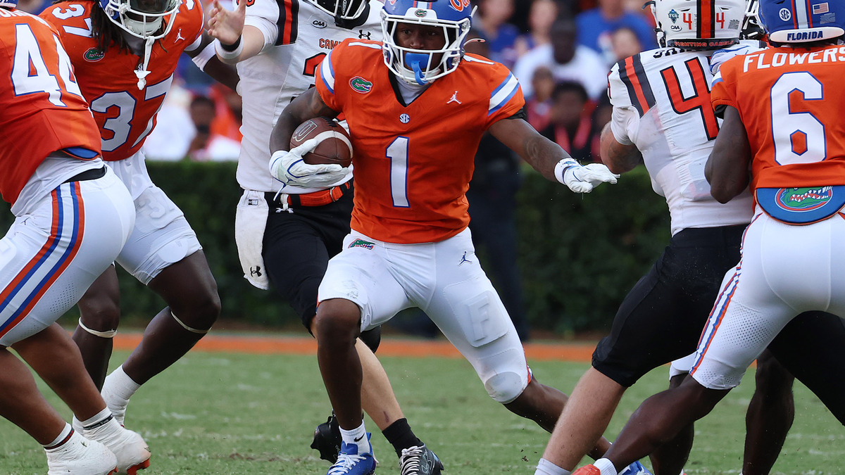 Vernell Brown III's 3-TD night leads Gators past Campbell in UF's final tune-up