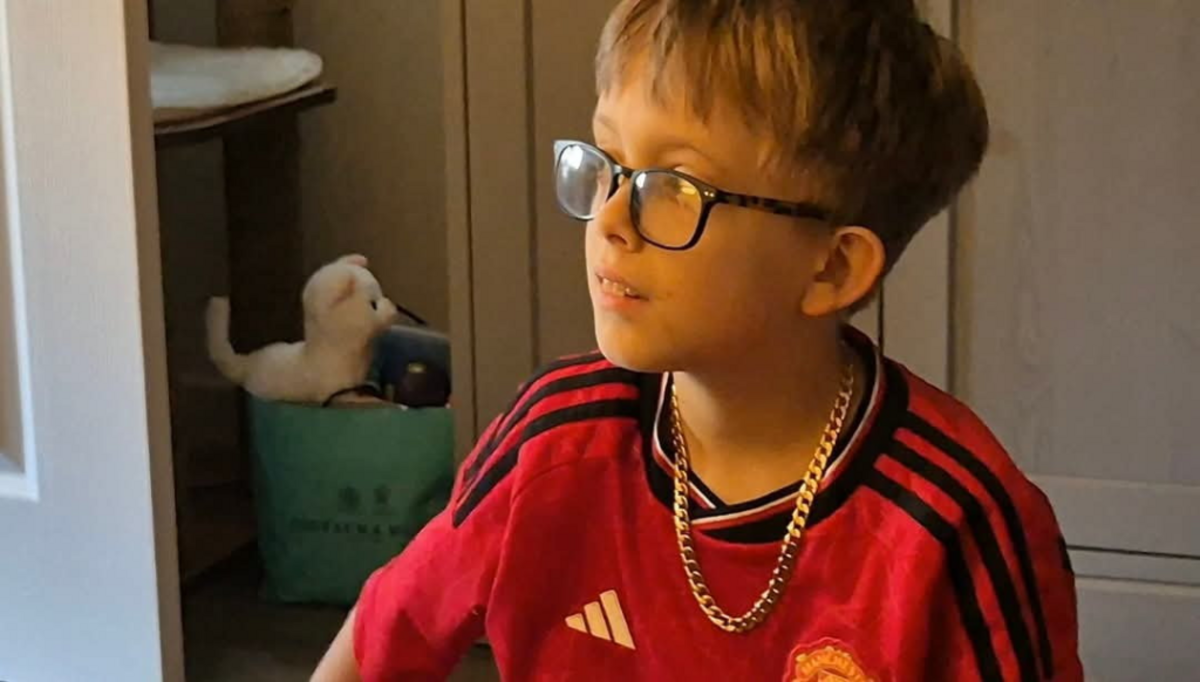  Elliot suffered severe blood loss after a main artery burst. (NHS Blood and Transplant via SWNS) 