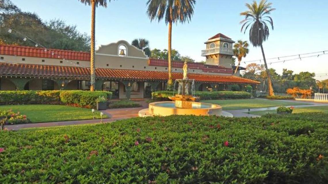 A Girlfriend Getaway to Historic Howey-in-the-Hills 