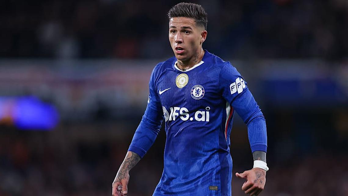  Fernández has flirted with the possibility of leaving Chelsea. | James Gill/Danehouse/Getty Images 