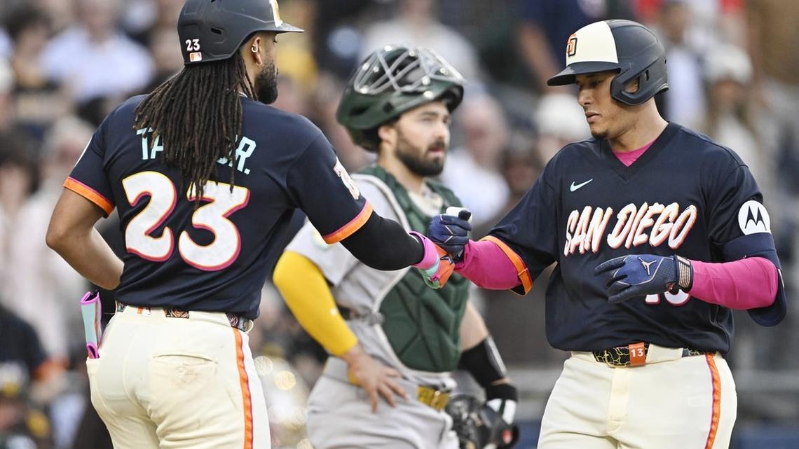 Ramon Laureano swats tiebreaking HR as Padres down A's 