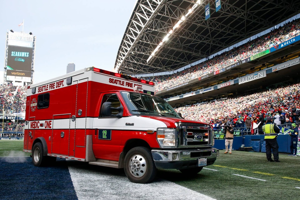 NFL Fans Concerned By League's 'Major' Injury Problem
