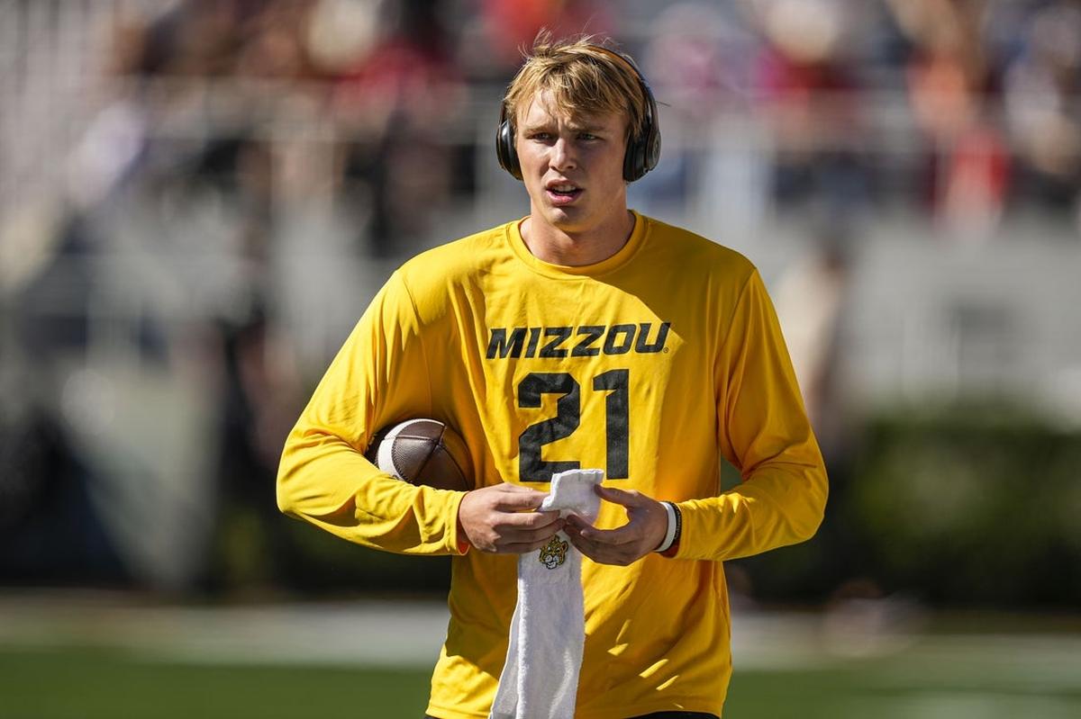 Missouri Tigers quarterback Sam Horn preps on the field ahead of a 2024 game against the Georgia Bulldogs at Sanford Stadium.