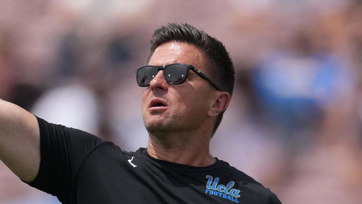  May 2, 2026; Pasadena, CA, USA; UCLA Bruins coach Bob Chesney reacts during the spring game at Rose Bowl. Mandatory Credit: Kirby Lee-Imagn Images | Kirby Lee-Imagn Images 